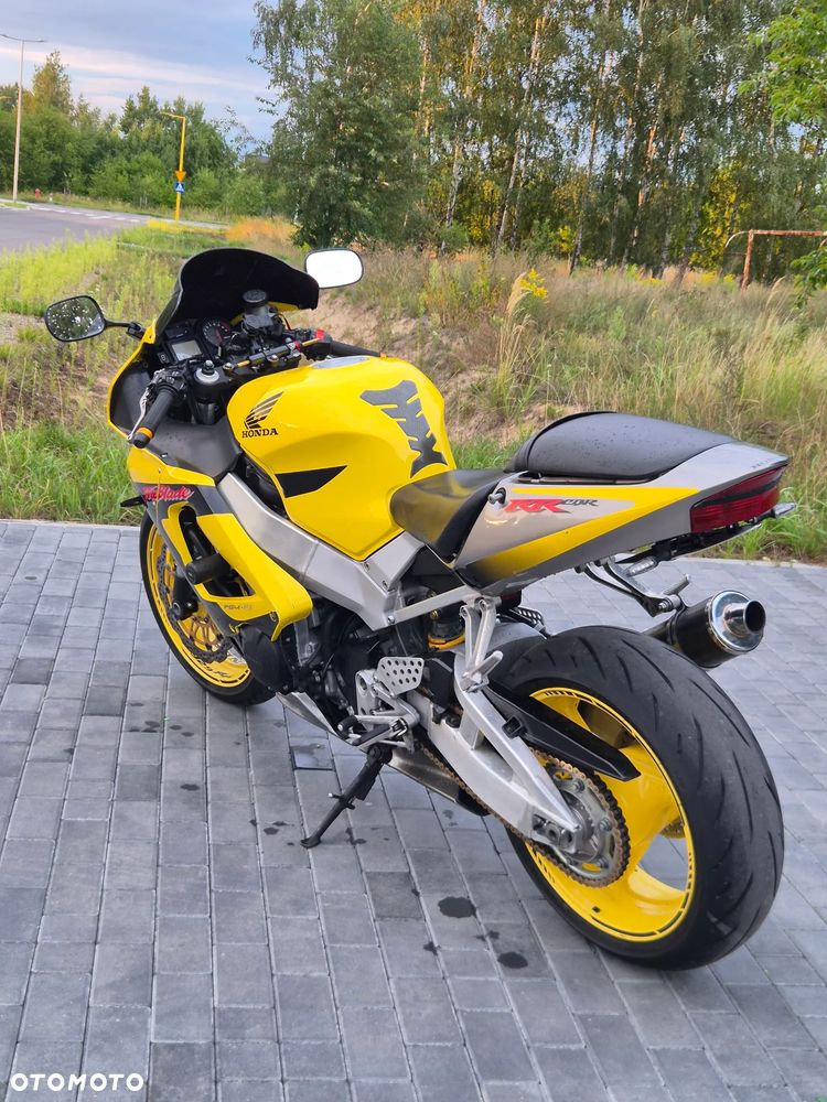 Honda CBR - 6