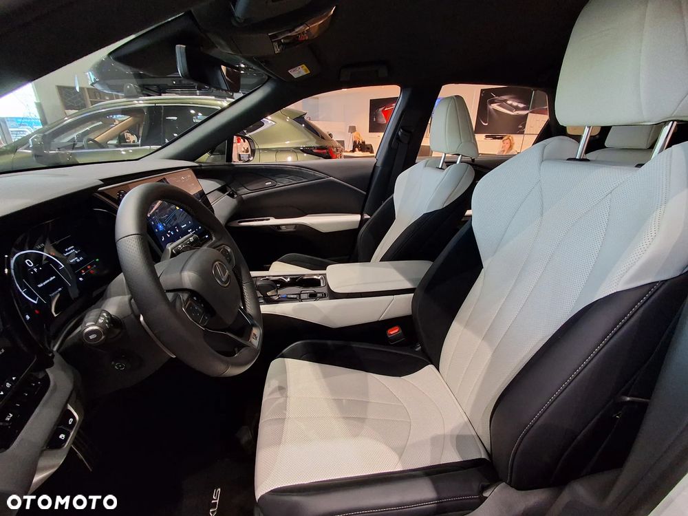 Lexus RX 500h F Sport - 17