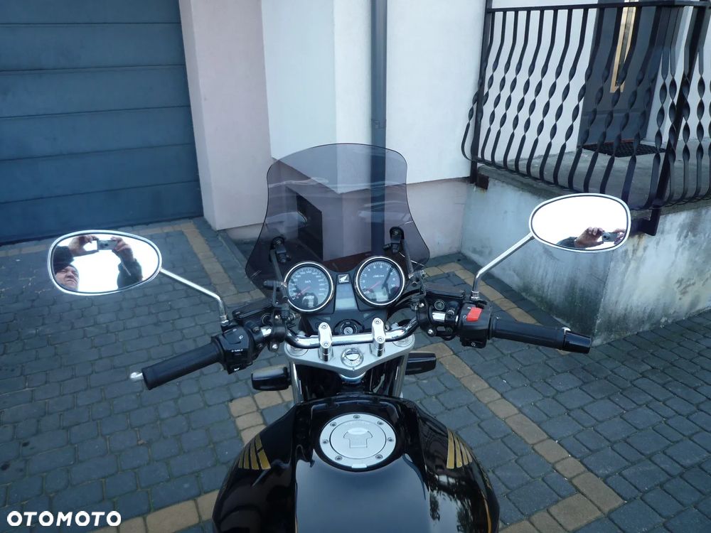 Honda CB - 24