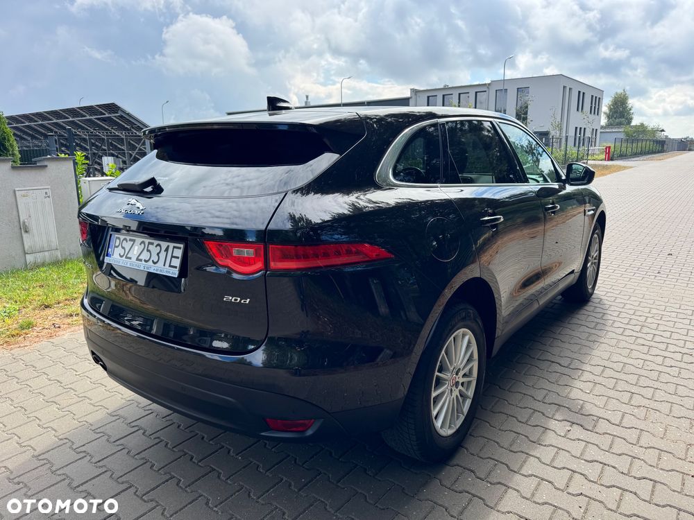 Jaguar F-Pace - 9