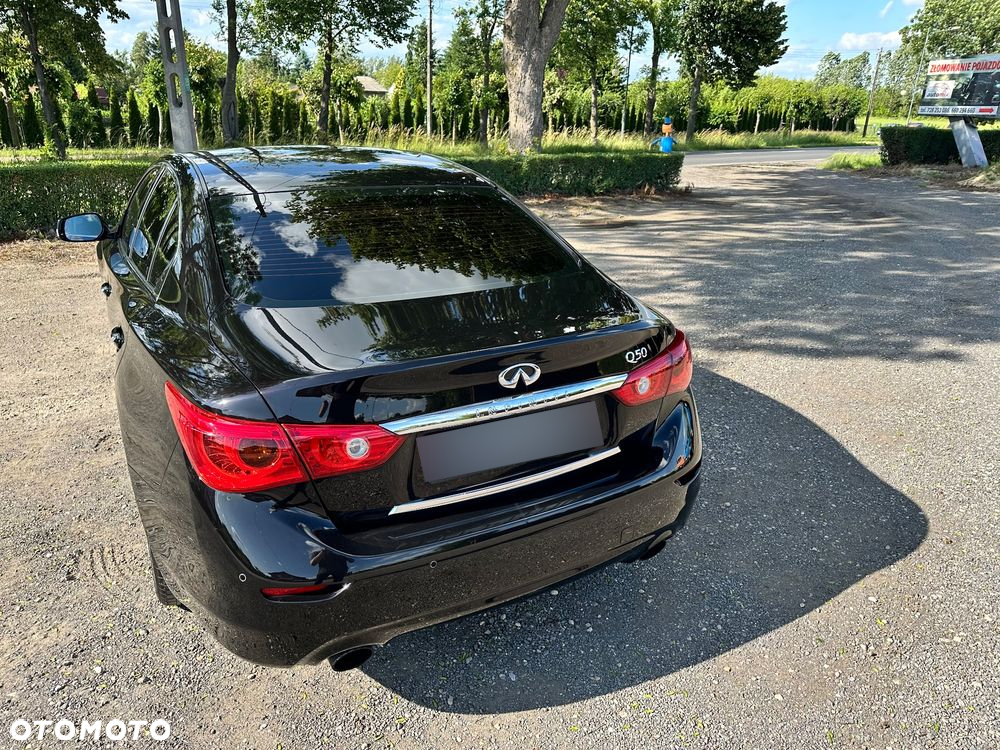 Infiniti Q50 2.0t Sport Sound Studio by Bose - 8