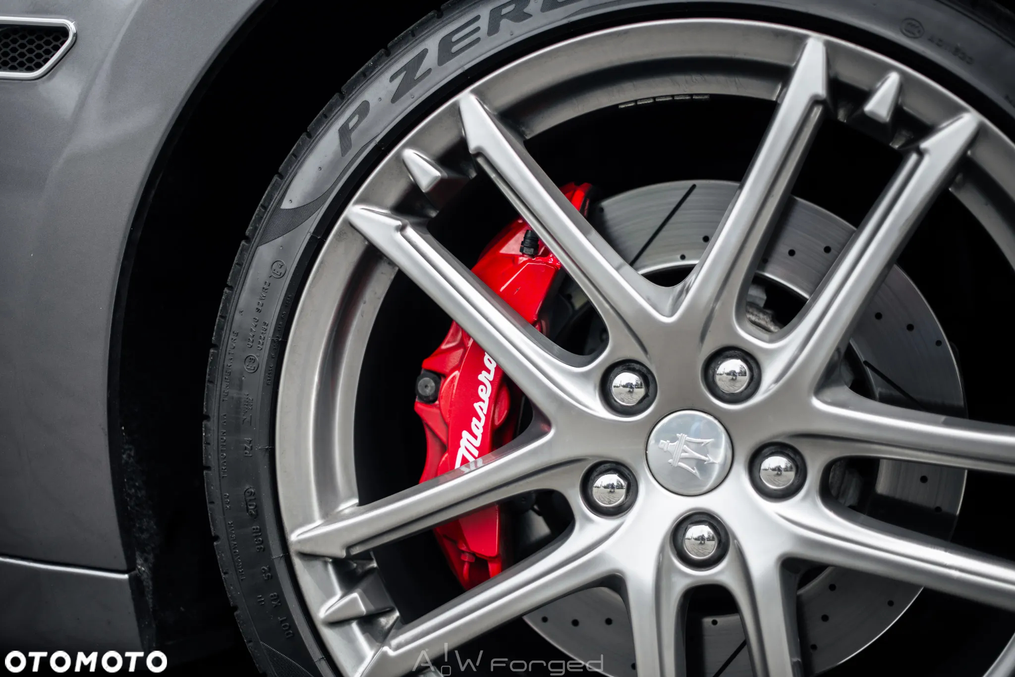 Maserati GranTurismo S Automat - 17