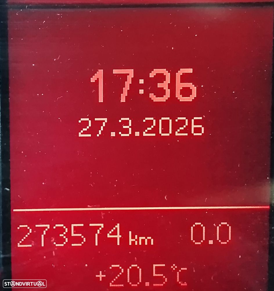 Audi A4 Avant 2.0 TDi Advance - 9