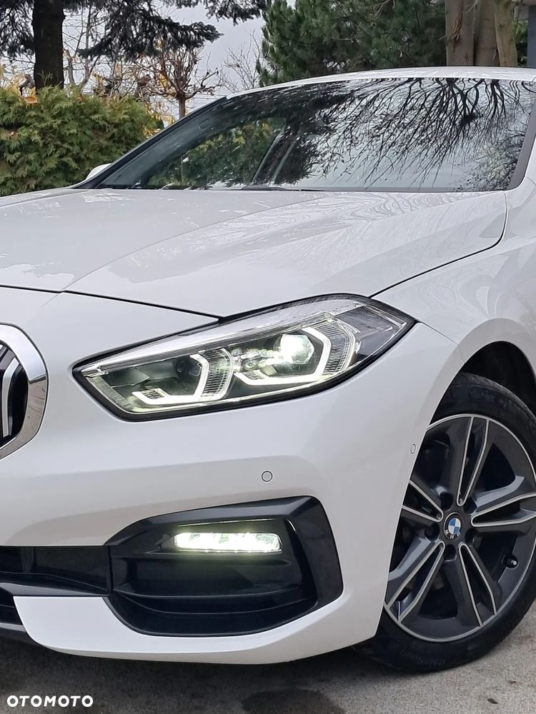 BMW Seria 1 118d ColorVision Edition sport - 21