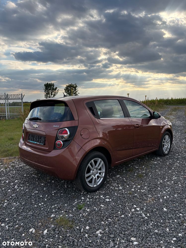 Chevrolet Aveo 1.6 LTZ - 4