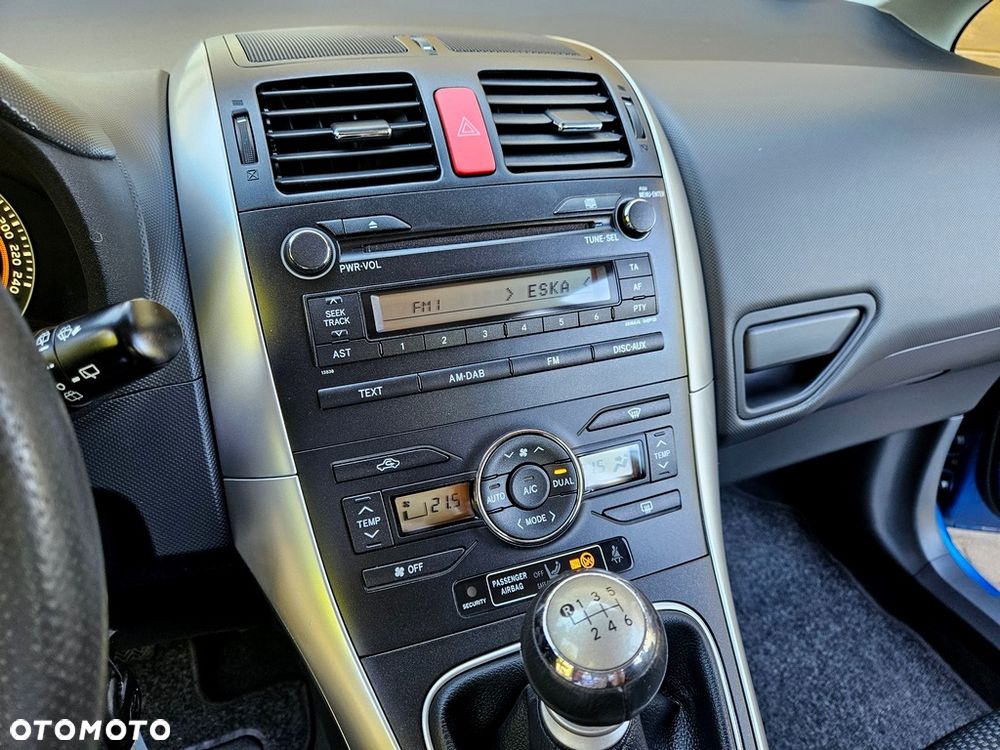 Toyota Auris - 23