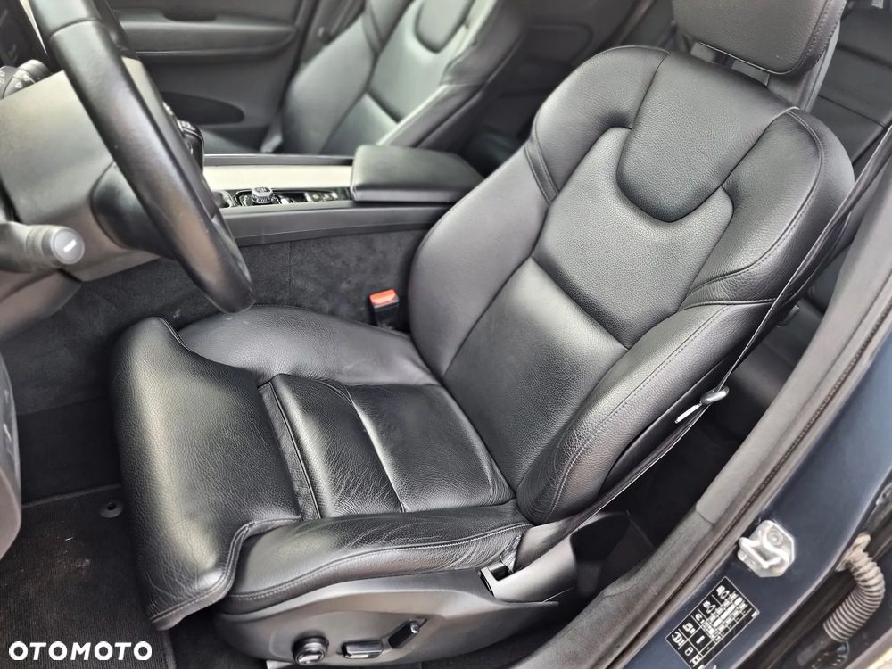 Volvo XC 60 D4 AWD Inscription - 17