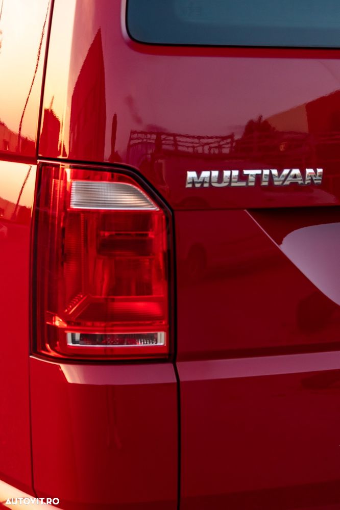 Volkswagen Multivan - 12