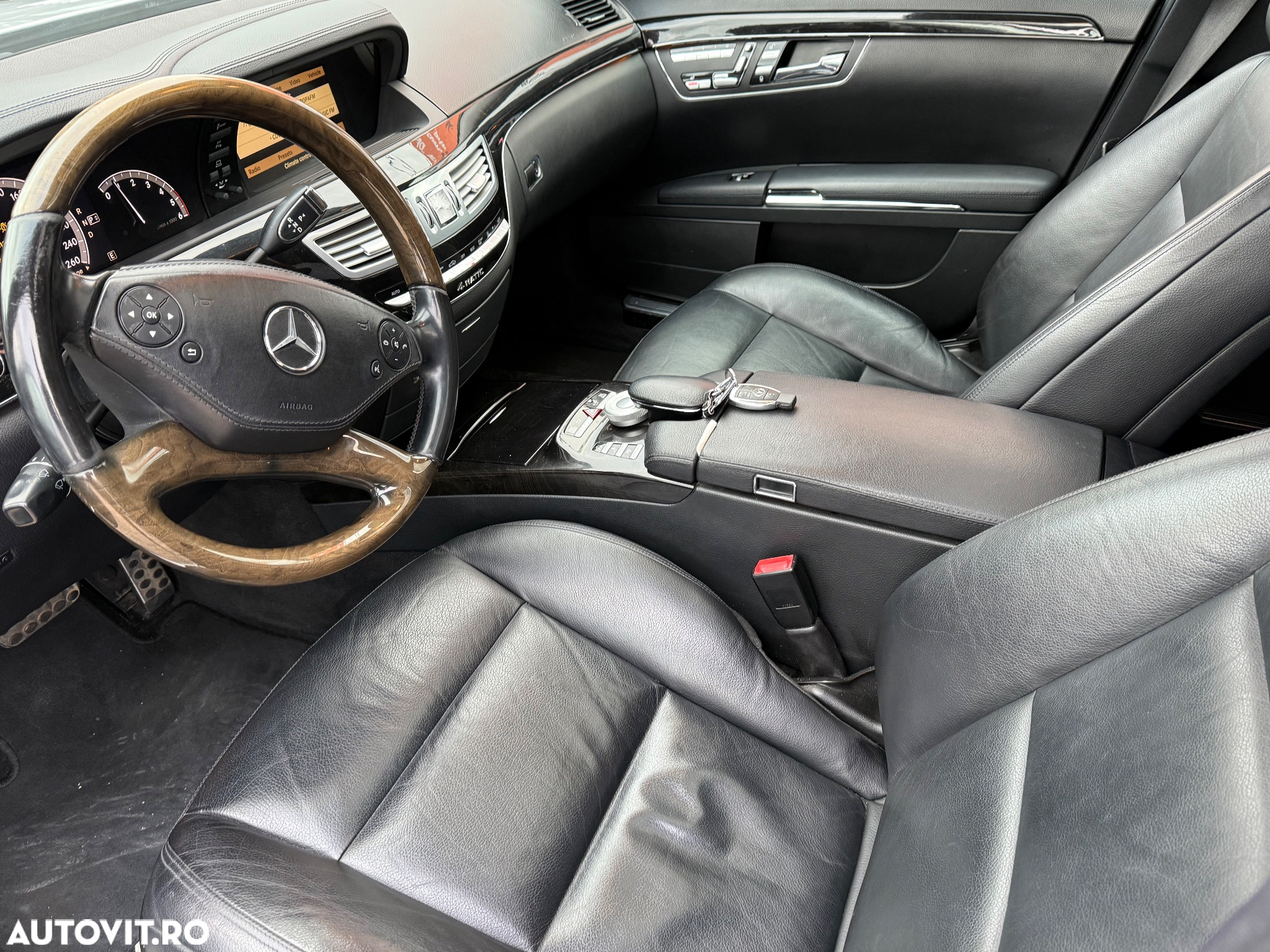 Mercedes-Benz S - 27