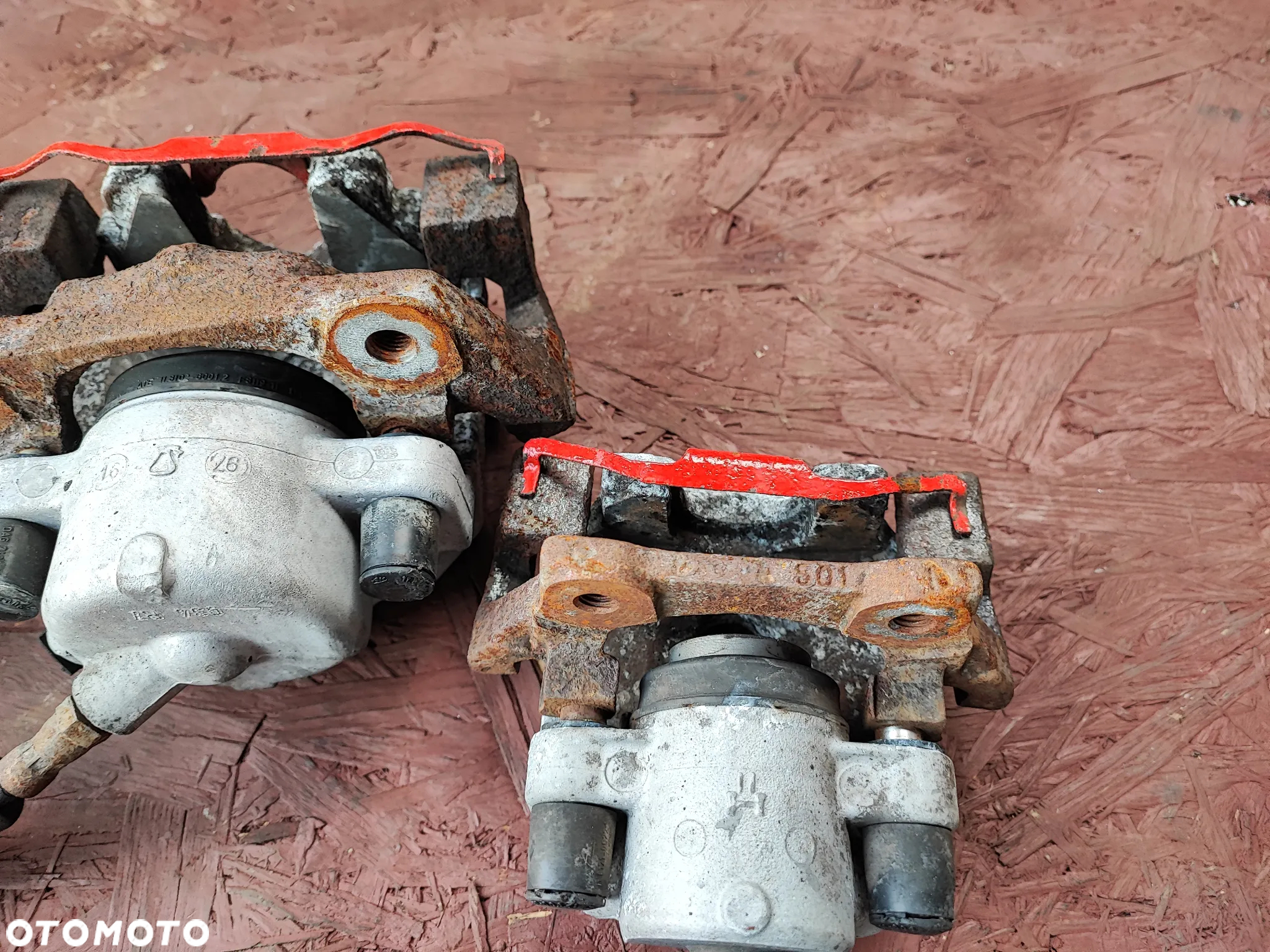 BMW E39 SEDAN ORYGINALNY KOMPLET ZACISKÓW PRZÓD 296MM + TYŁ 298MM O NR.  34 21 1 163 648 /  34 21 1 163 650 /   34 21 1 163 649 OEM W BARDZO DOBRYM STANIE - 19