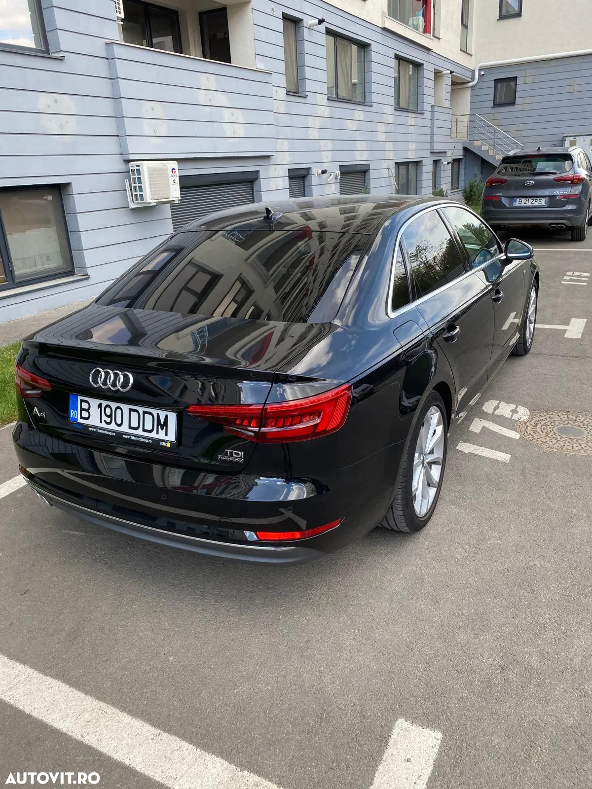 Audi A4 2.0 TDI quattro S tronic Sport - 8