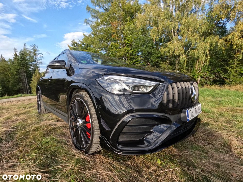 Mercedes-Benz GLA - 31