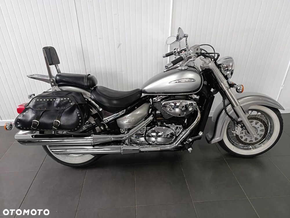 Suzuki VL 800 Volusia - 2