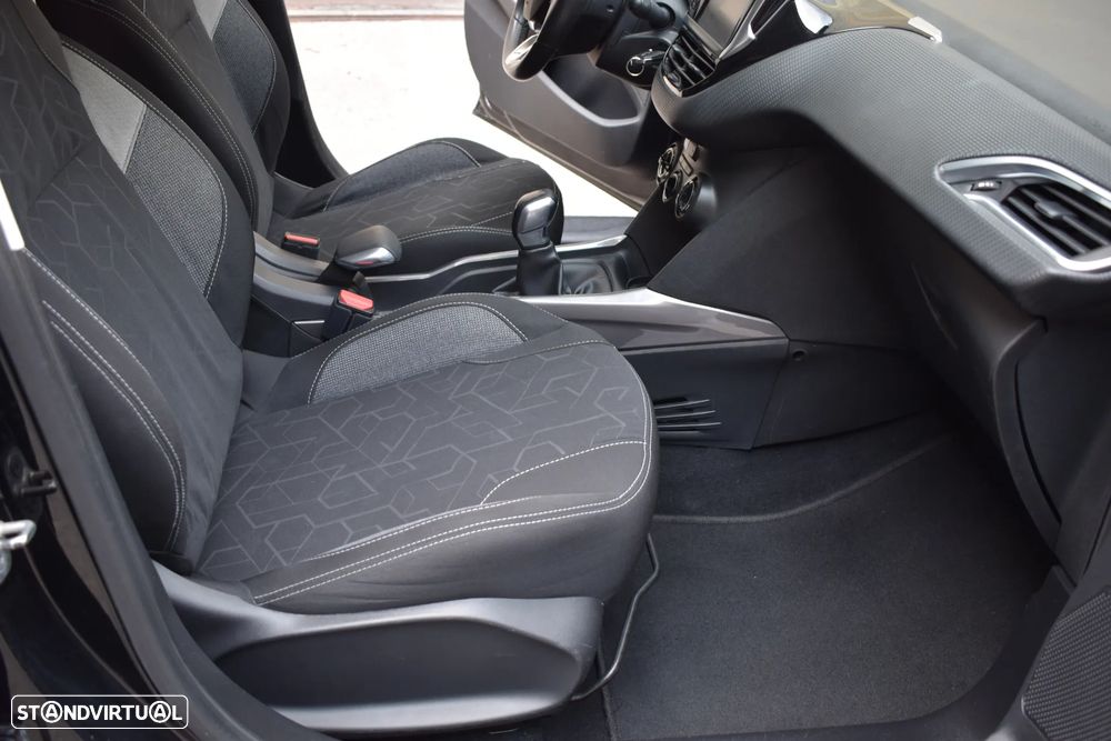 Peugeot 2008 1.6 BlueHDi Style - 10
