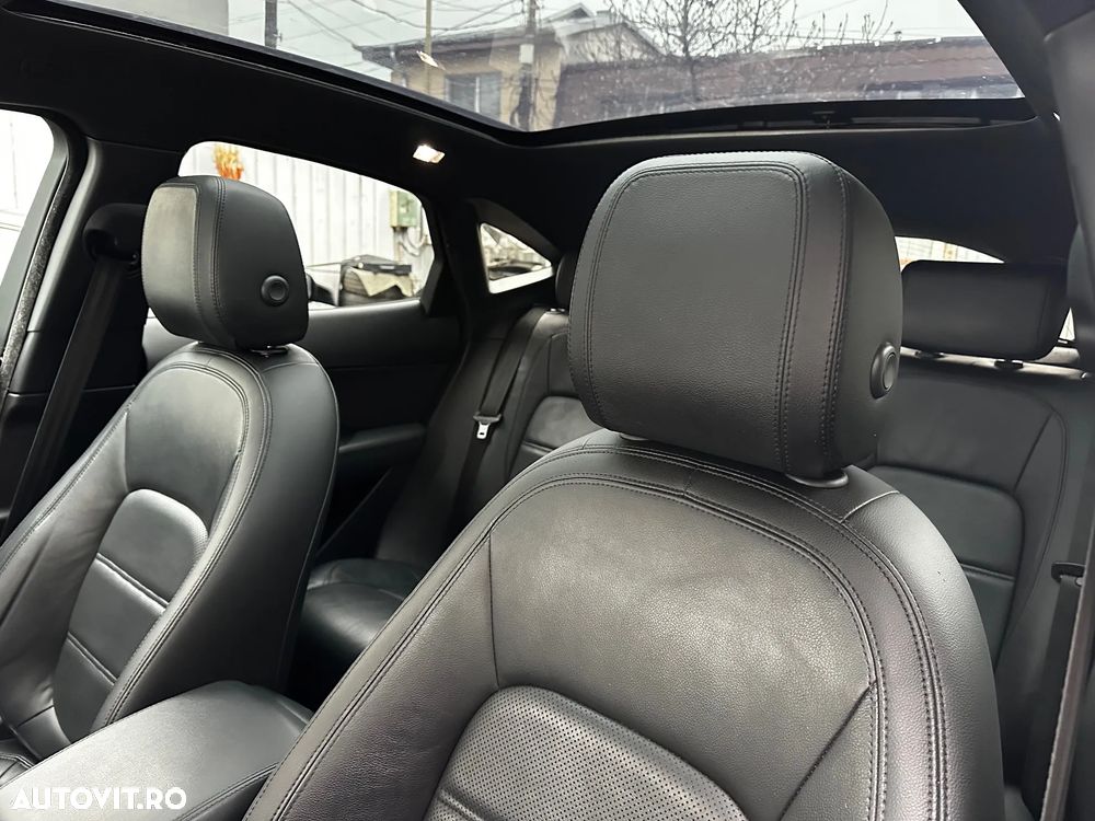 Jaguar E-Pace D150 R-Dynamic - 10
