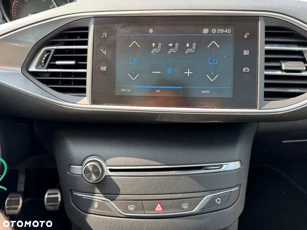 Peugeot 308 1.2 PureTech Allure S&S - 8