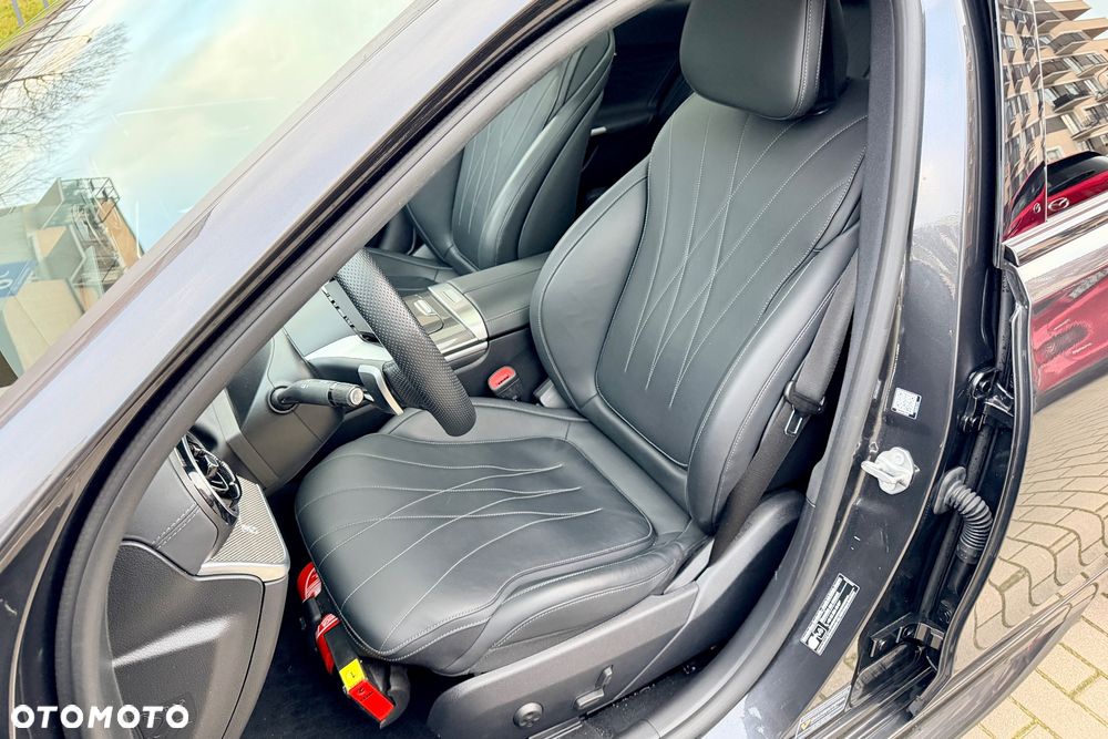 Mercedes-Benz Klasa C 300 d 9G-TRONIC - 14