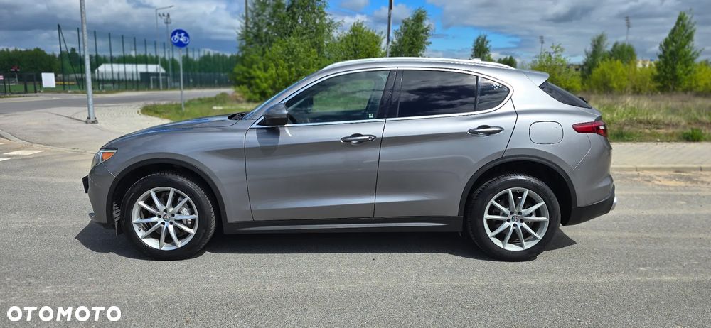 Alfa Romeo Stelvio 2.0 Turbo 16V AT8-Q4 Veloce Ti - 5