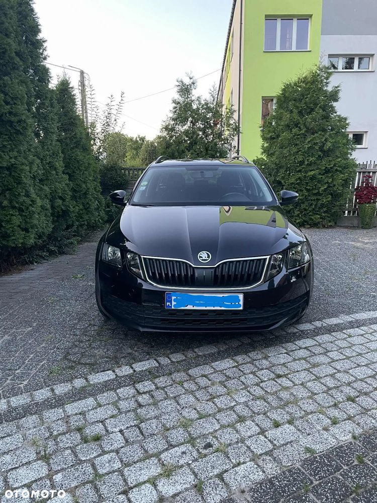 Skoda Octavia Combi 1.6 TDI Active - 2