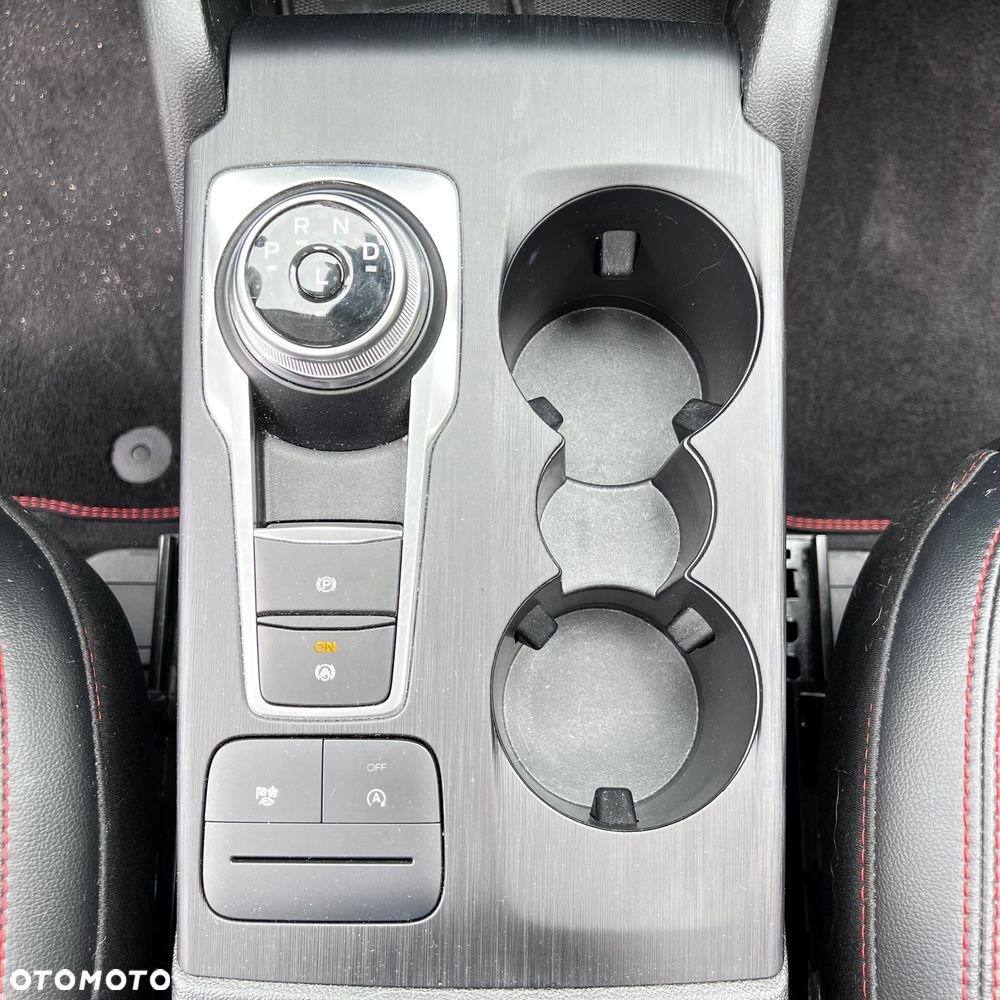 Ford Escape 2.0 EcoBoost AWD Titanium - 24