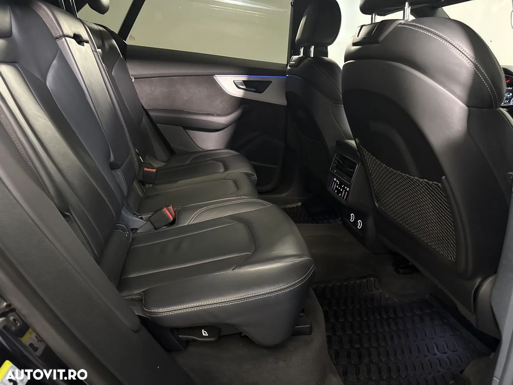 Audi Q8 - 13