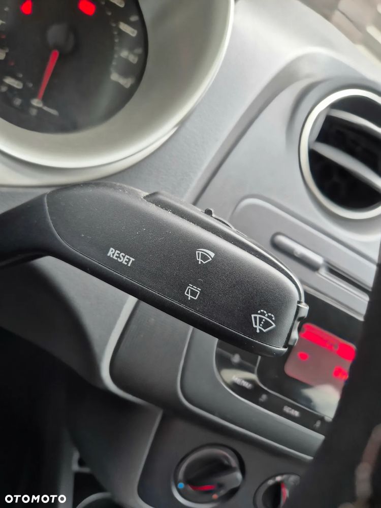 Seat Ibiza 1.4 16V Style - 28