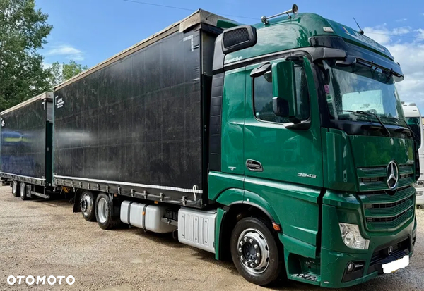 Mercedes-Benz ACTROS 2545 BIGSPACE 6x2 AUTOMAT RETARDER OŚ PODNOSZONA 2xALUTANK KLIMA LODÓWKA FIRANKA DŁ:7.70m NOWA PLANDEKA + TANDEM SCHWARZMULLER FIRANKA DŁ:7.70m NOWA PLANDEKA OSIE BPW ZESTAW PRZESTRZENNY 120m3 2015r EURO 6 IGŁA