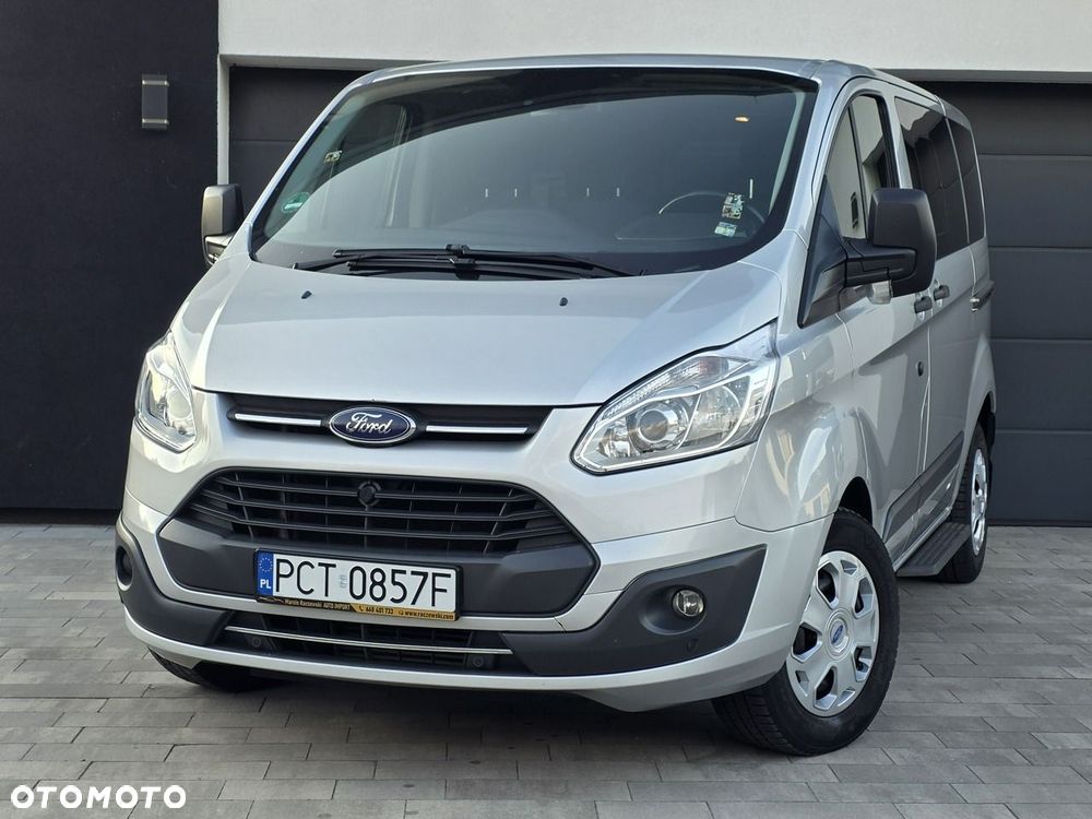 Ford Tourneo Custom - 31