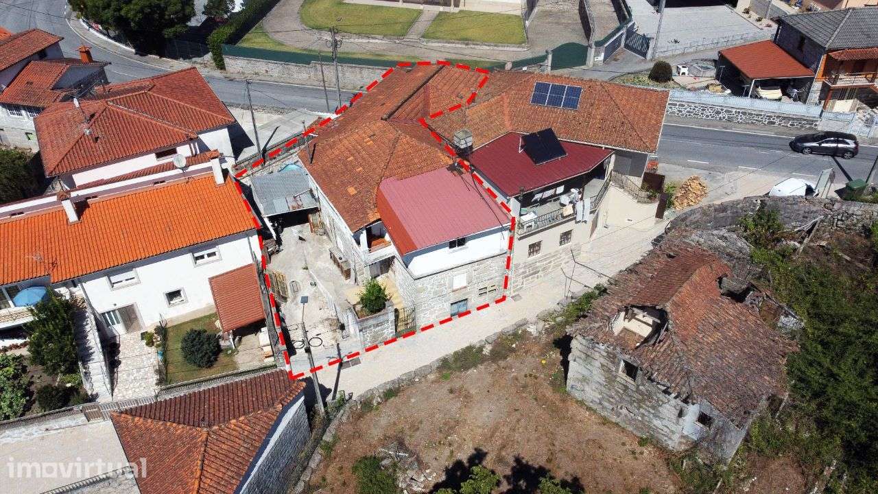 Prédio em Fonte Arcada, Póvoa de Lanhoso - Grande imagem: 3/19