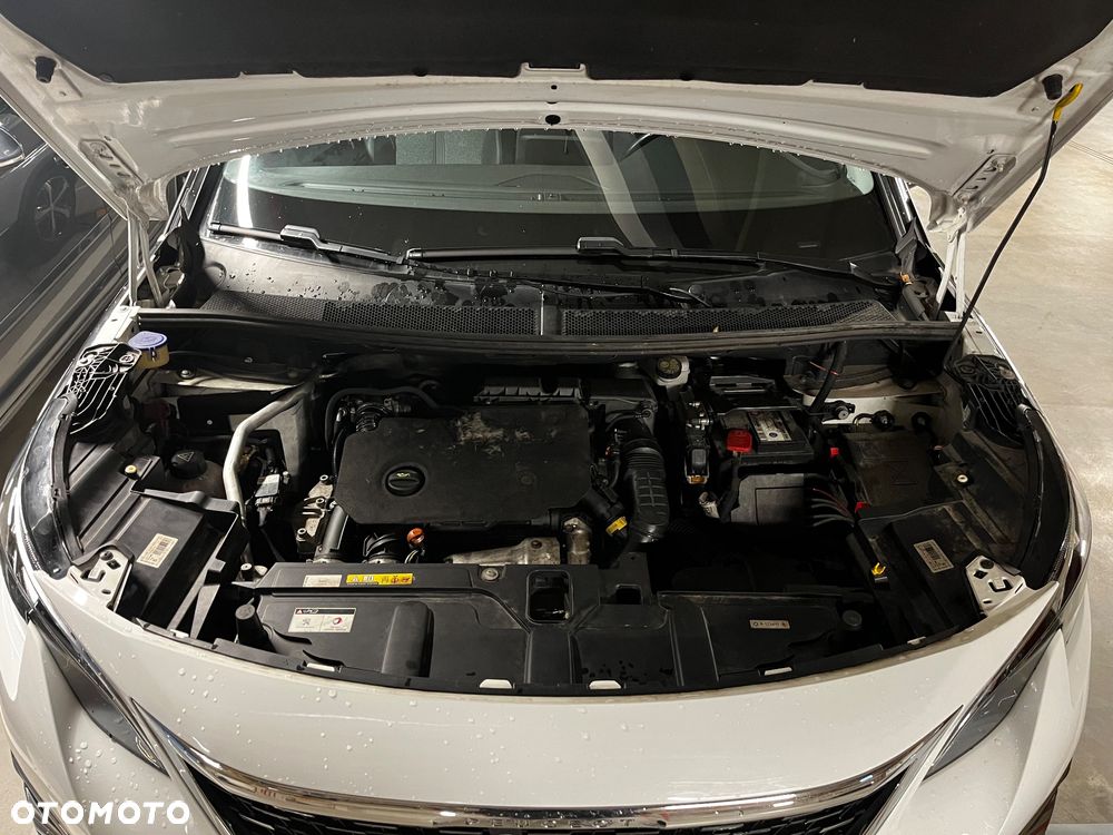 Peugeot 5008 1.5 BlueHDI Allure S&S EAT8 - 39