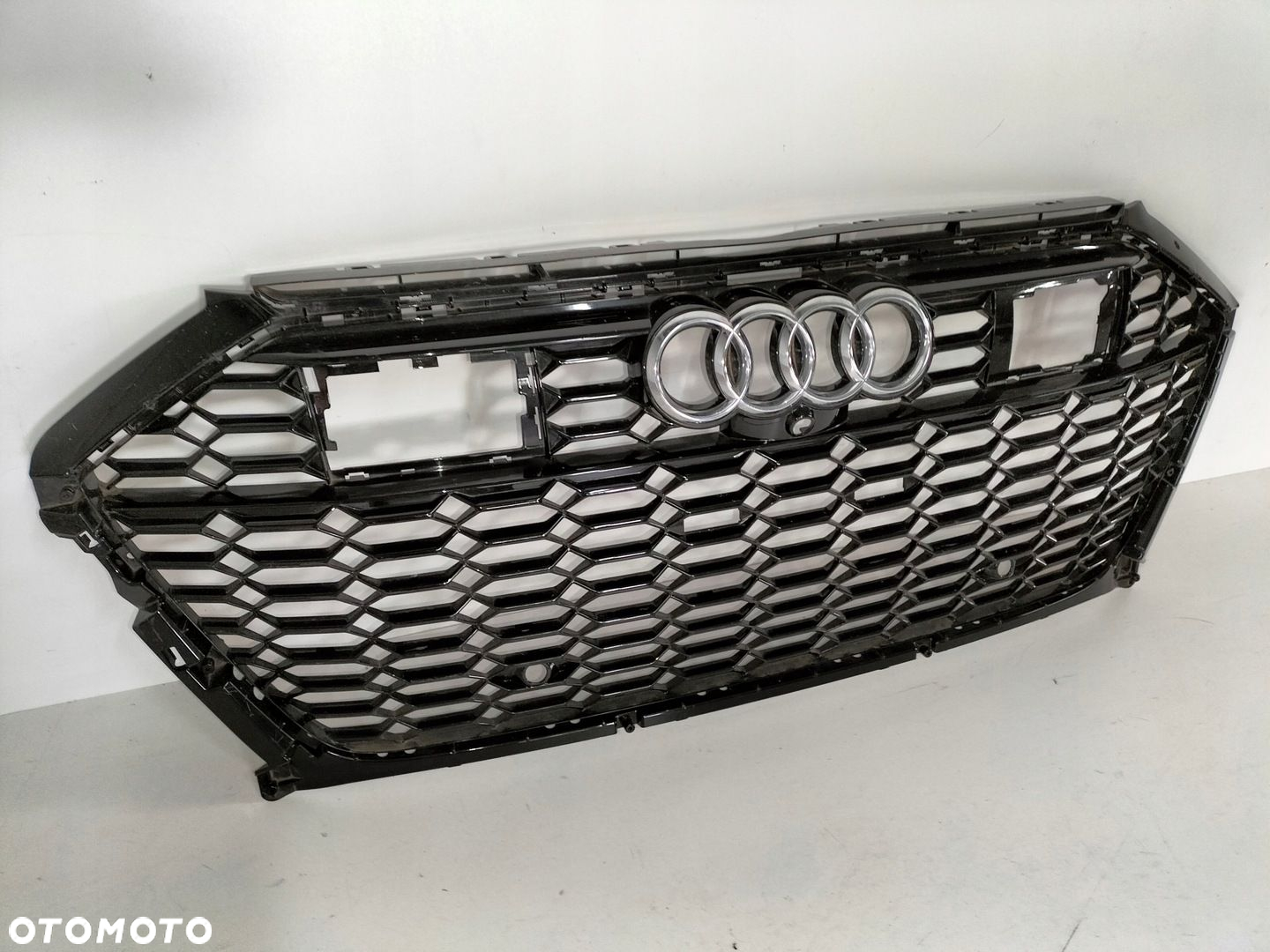 Atrapa kratka grill AUDI A6 RS6 RS7 C8 18- - 2
