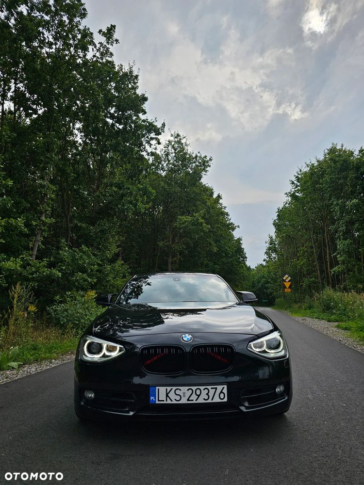 BMW Seria 1 120d Sport Line - 3