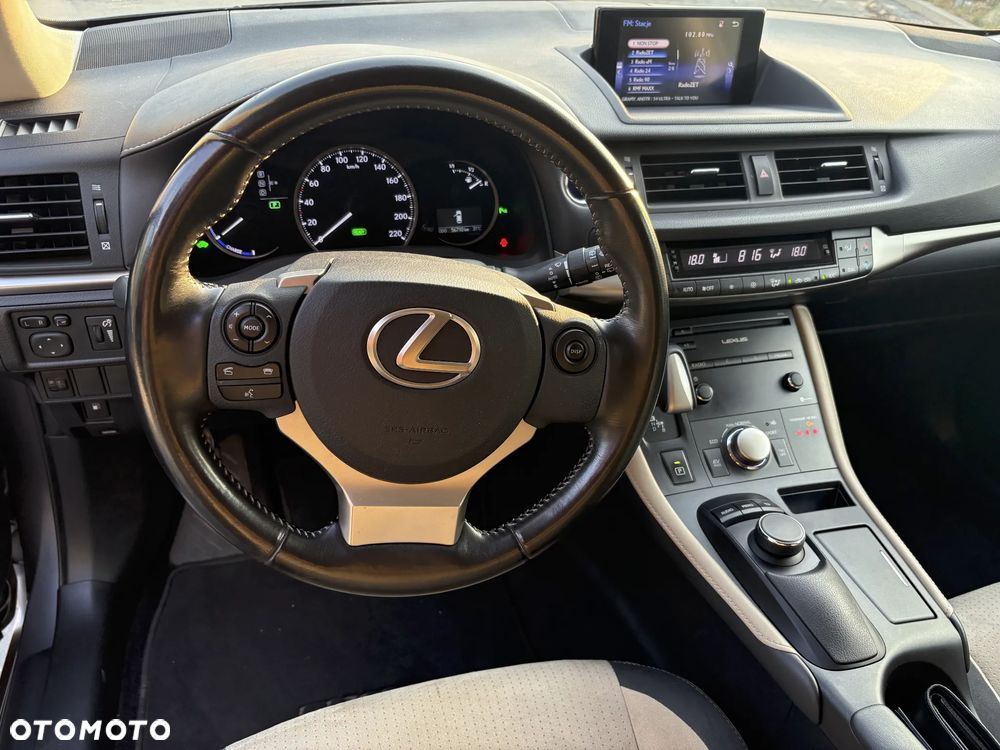 Lexus CT 200h Elegance - 3