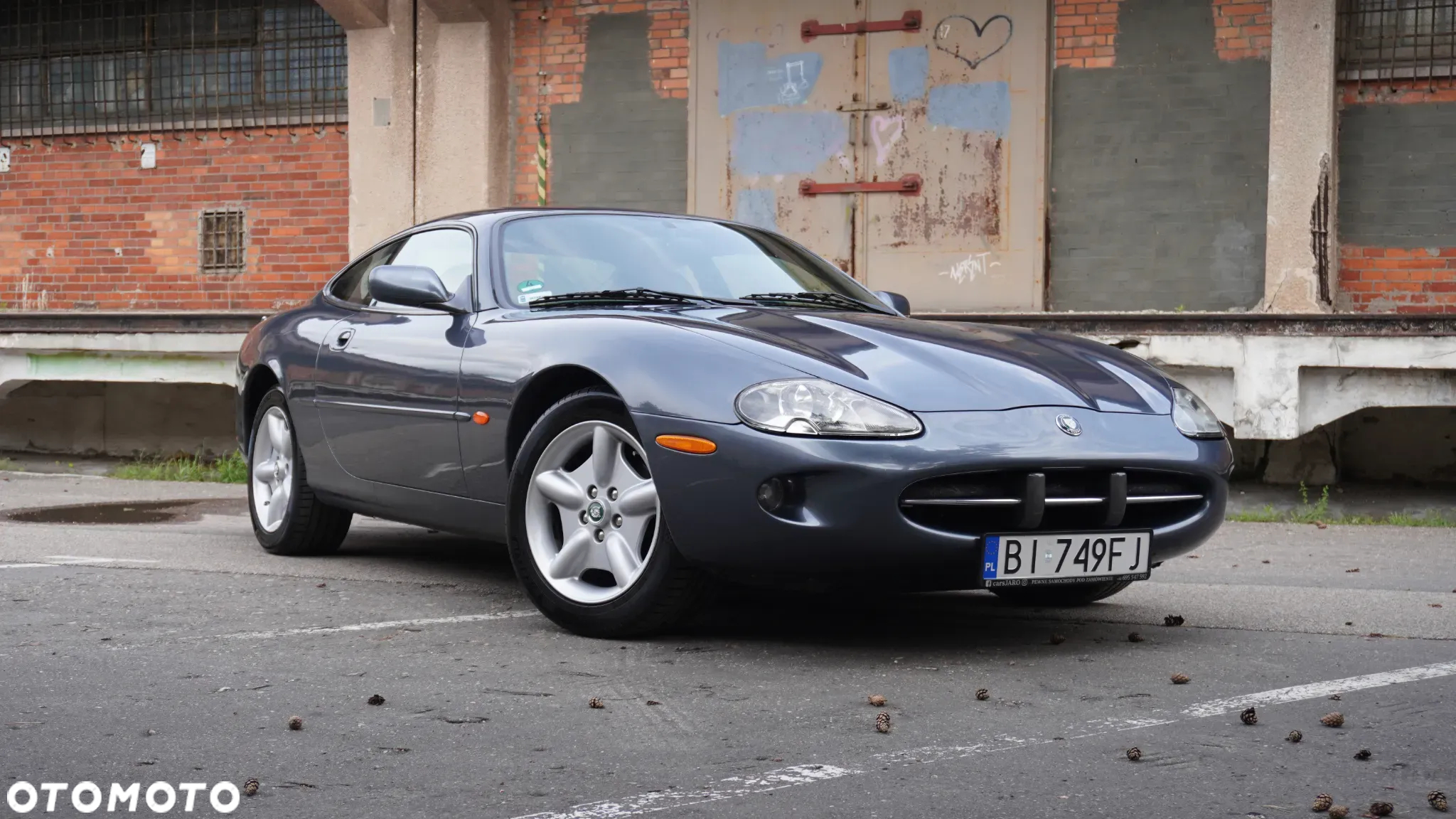 Jaguar XK8 4.0 - 8
