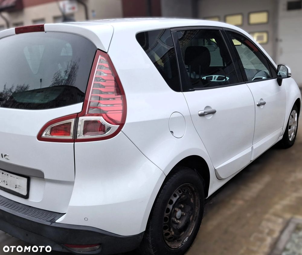 Renault Scenic - 11