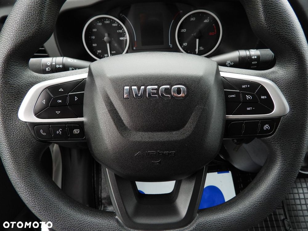Iveco DAILY 35S18 PLANDEKA WINDA 8 PALET WEBASTO TEMPOMAT LEDY ASO KLIMATYZACJA  180KM - 32