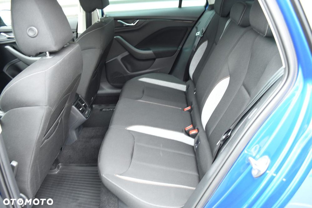 Skoda Kamiq 1.0 TSI Selection DSG - 31