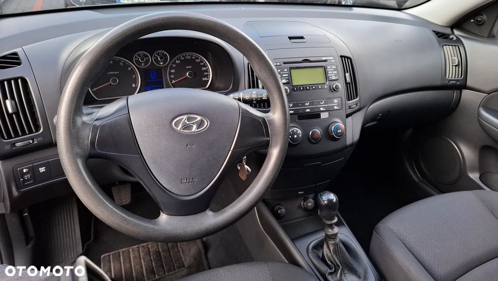 Hyundai i30 1.4 Classic - 11