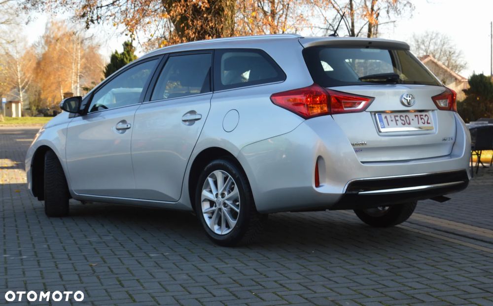 Toyota Auris - 3