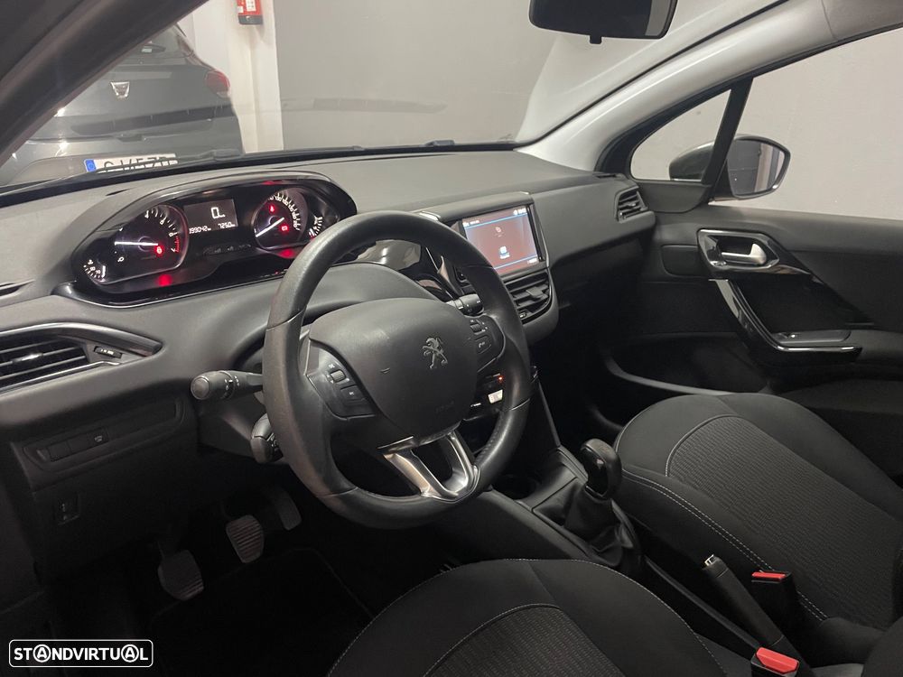 Peugeot 208 PureTech 82 Start & Stop Active - 15