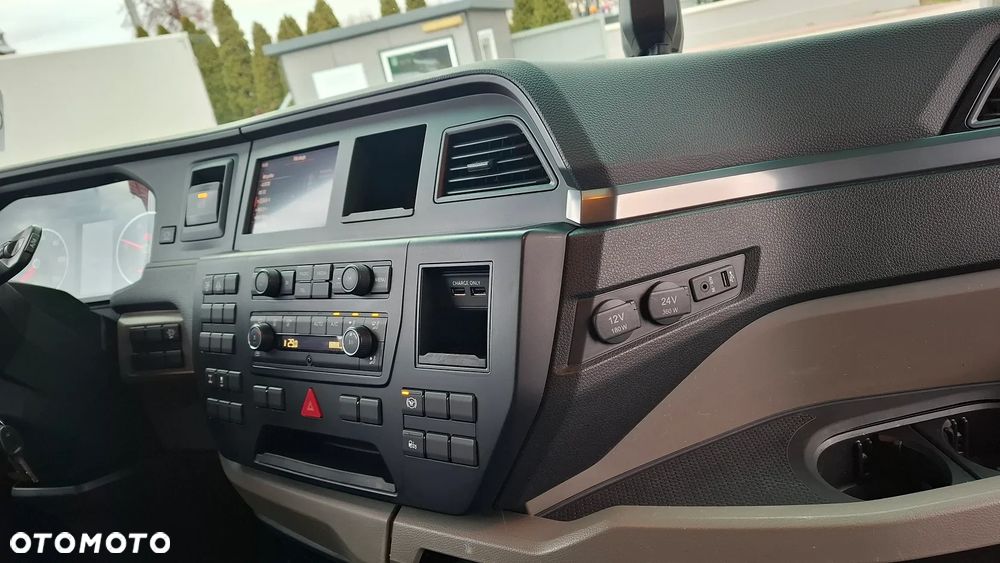 MAN TGX 18.470 GM / RETARDER / SOLÓWKA 19 PALET / CAŁY NA PODUSZKACH / - 20