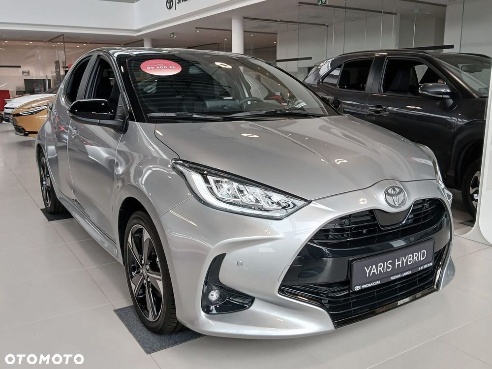 Toyota Yaris Hybrid 1.5 Executive - 3