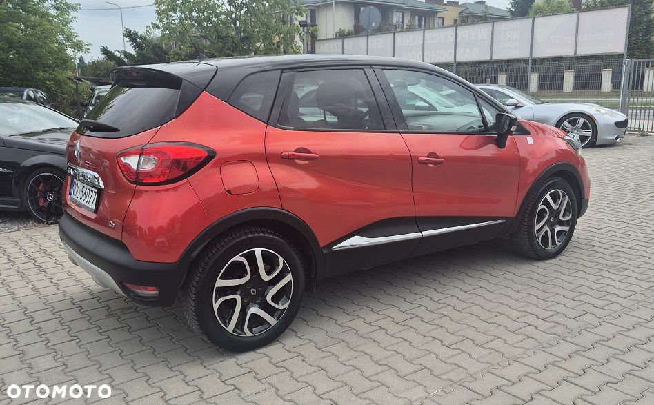 Renault Captur 1.2 TCe Helly Hansen EDC - 4