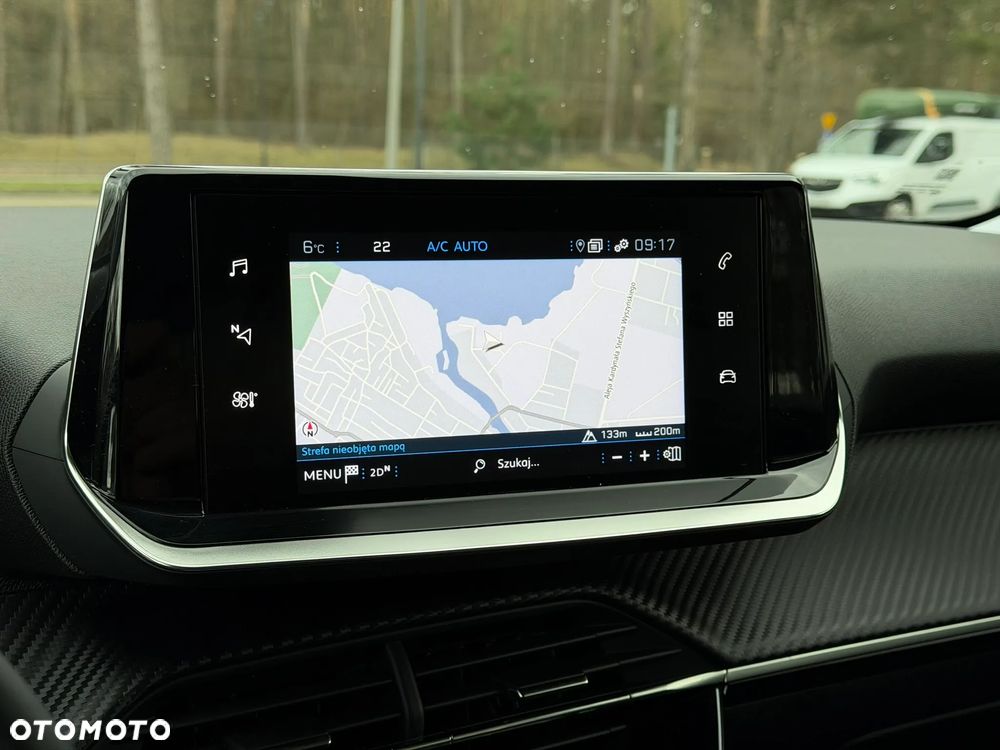 Peugeot 2008 PureTech 130 EAT8 Active - 17