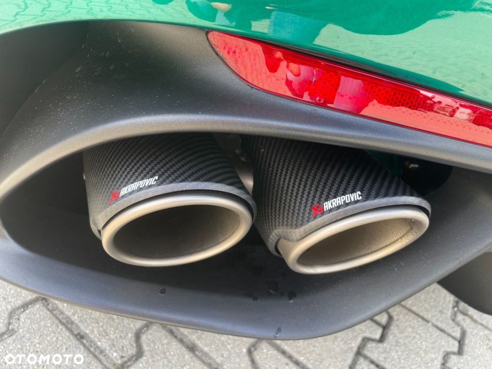 Alfa Romeo Giulia - 9