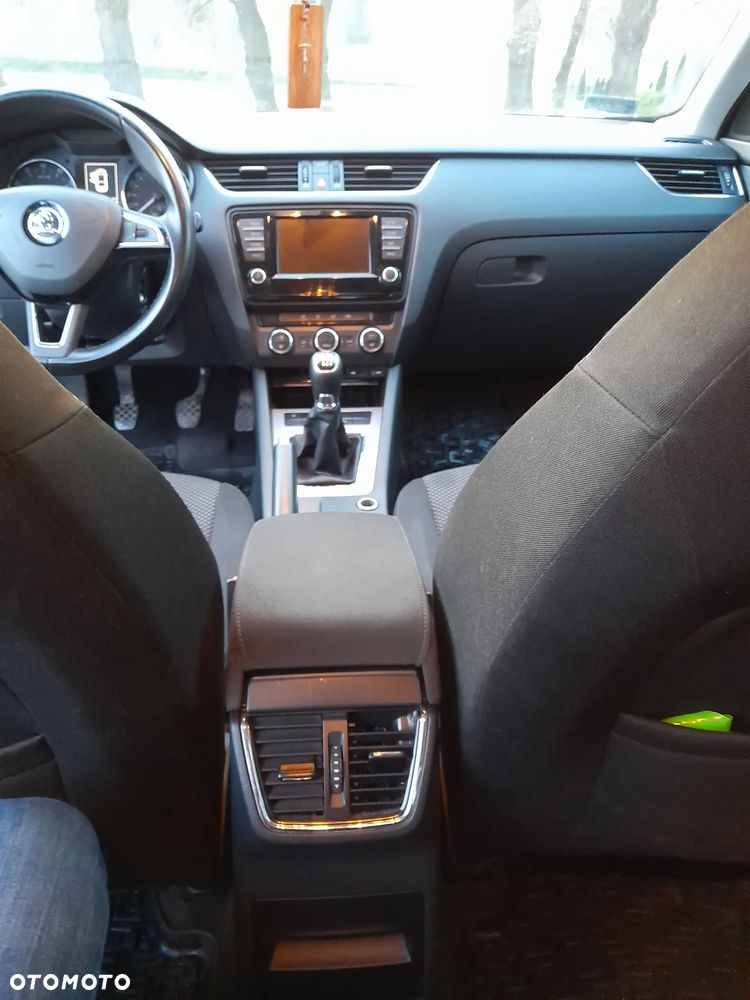 Skoda Octavia 1.2 TSI Style - 9