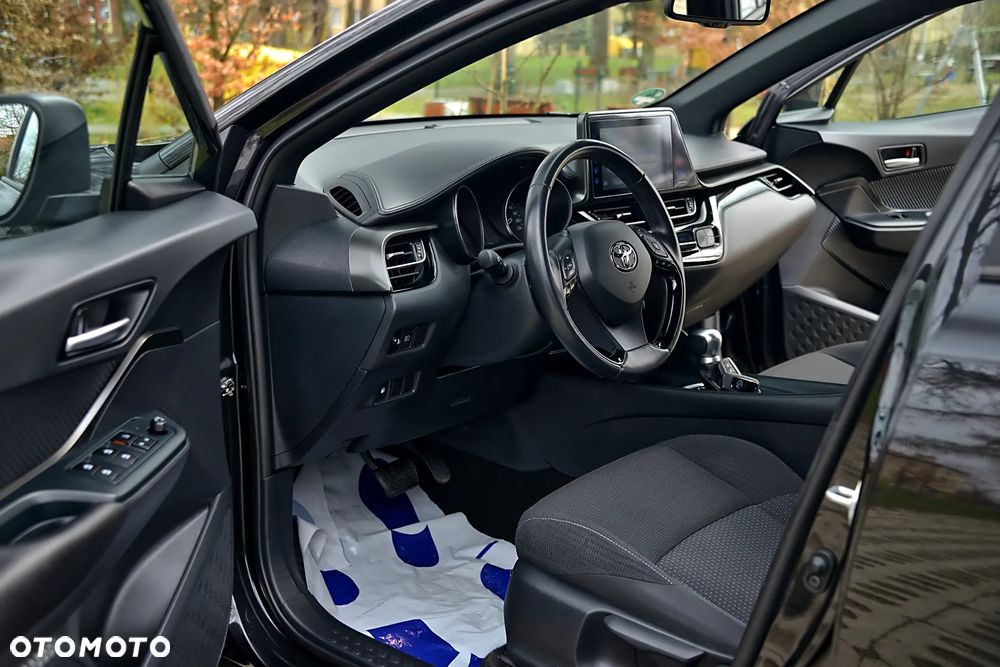 Toyota C-HR - 25