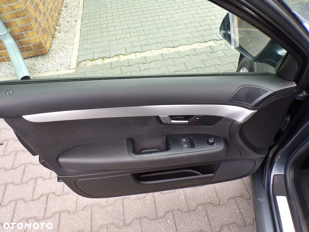 Audi A4 Avant 1.9 TDI - 17