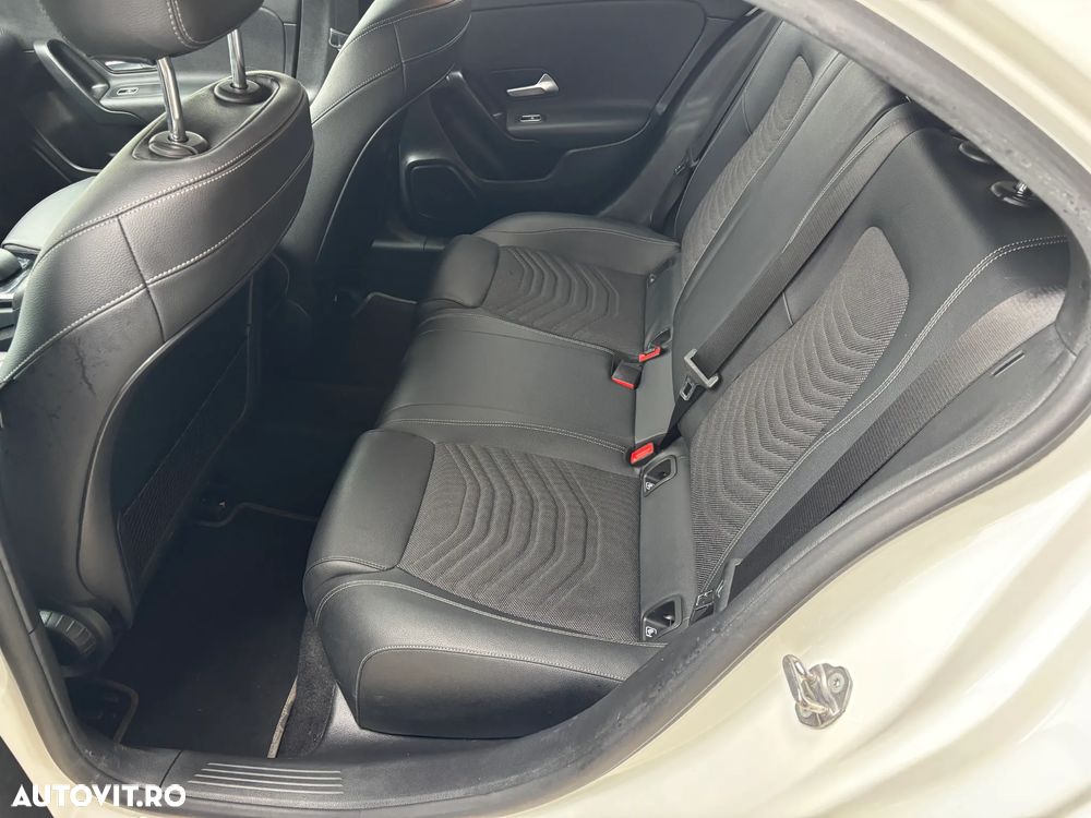 Mercedes-Benz A 200 d 8G-DCT - 34