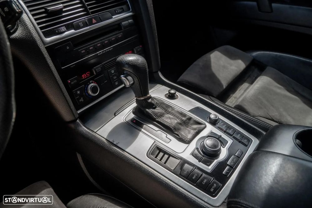 Audi Q7 3.0 TDI DPF quattro tiptronic - 23